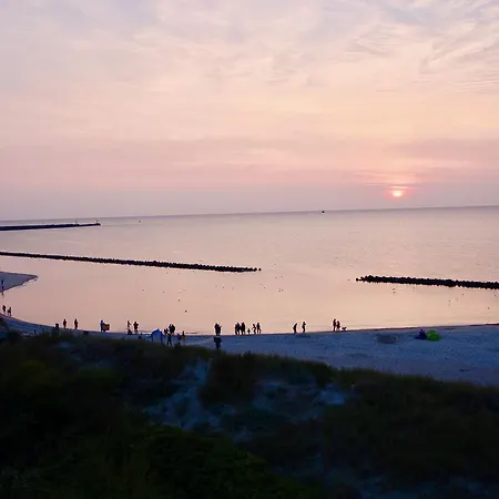 Amon Z Widokiem Na Morze Darłówko