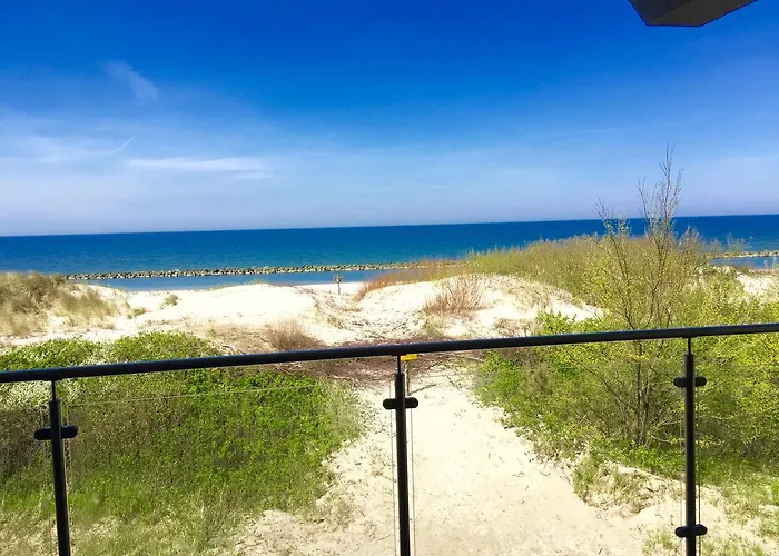 Amon Z Widokiem Na Morze * Darłówko